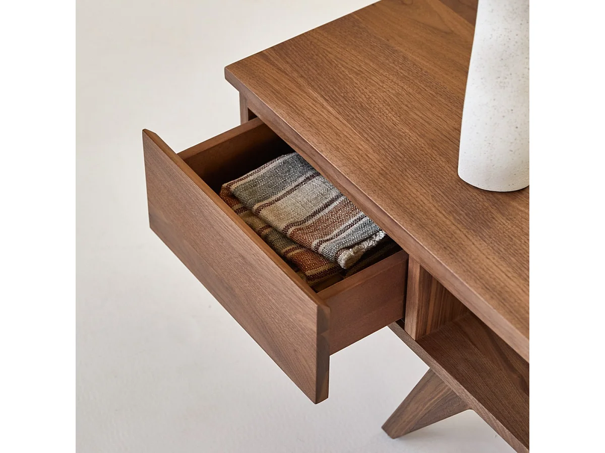 TV-Schrank aus Nussbaumholz 180 Esmée