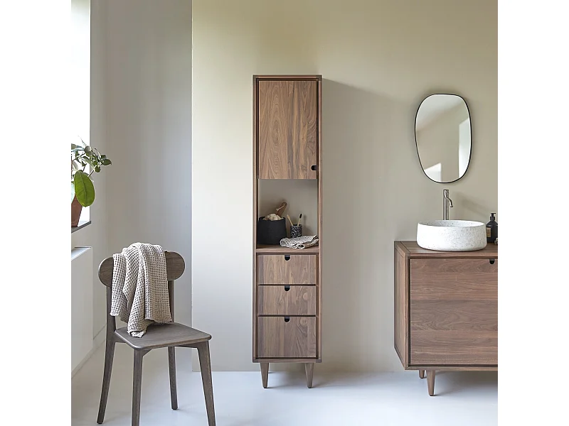 Hochschrank aus Nussbaumholz 180 Jonàk