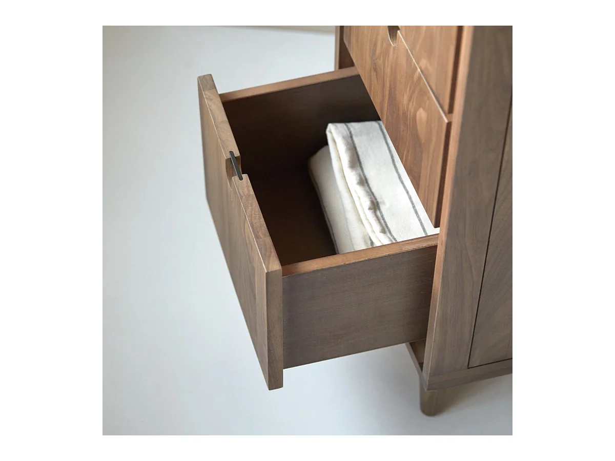 Hochschrank aus Nussbaumholz 180 Jonàk