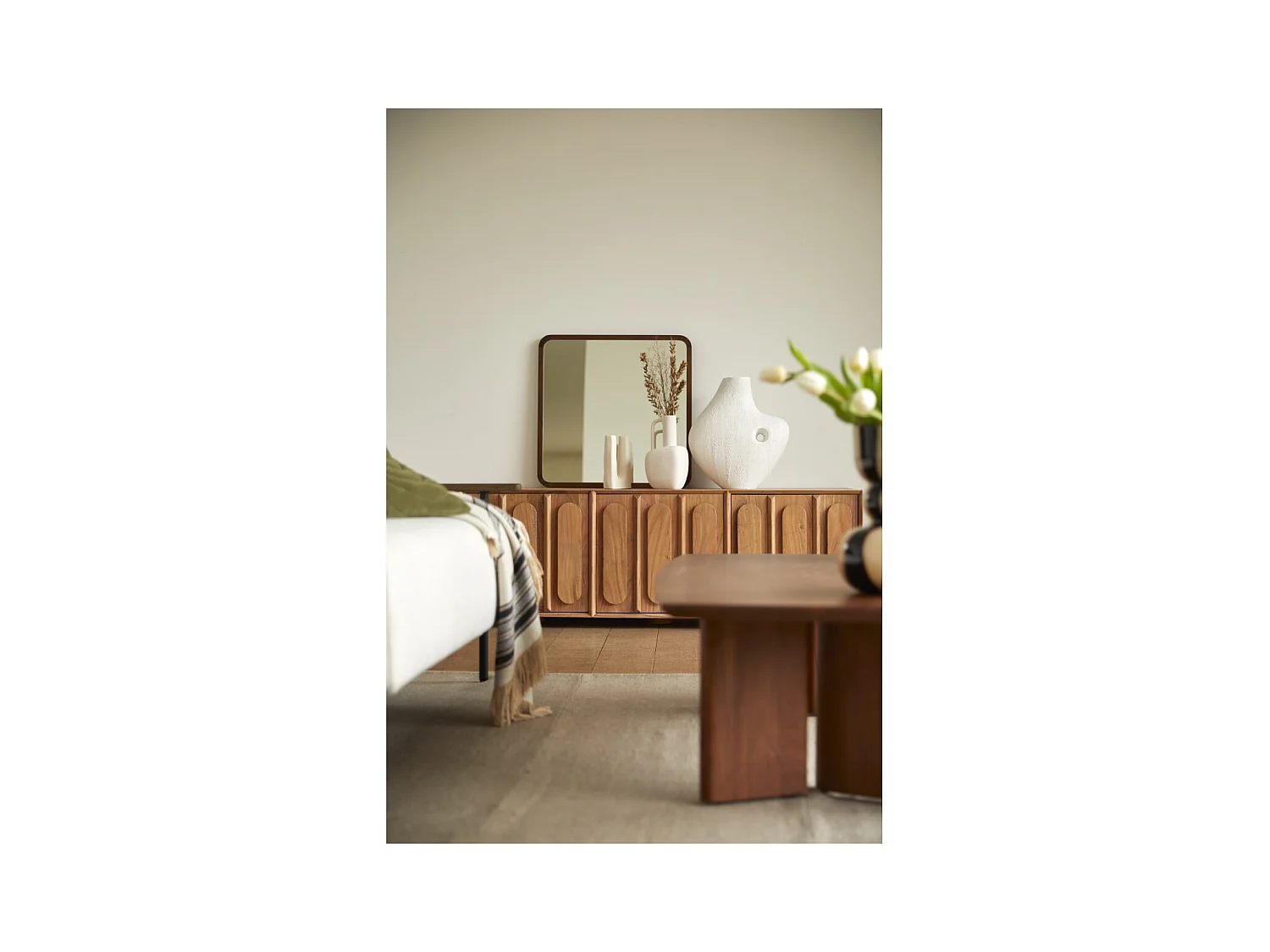 Couchtisch aus Akazienholz Suzanne 140x60