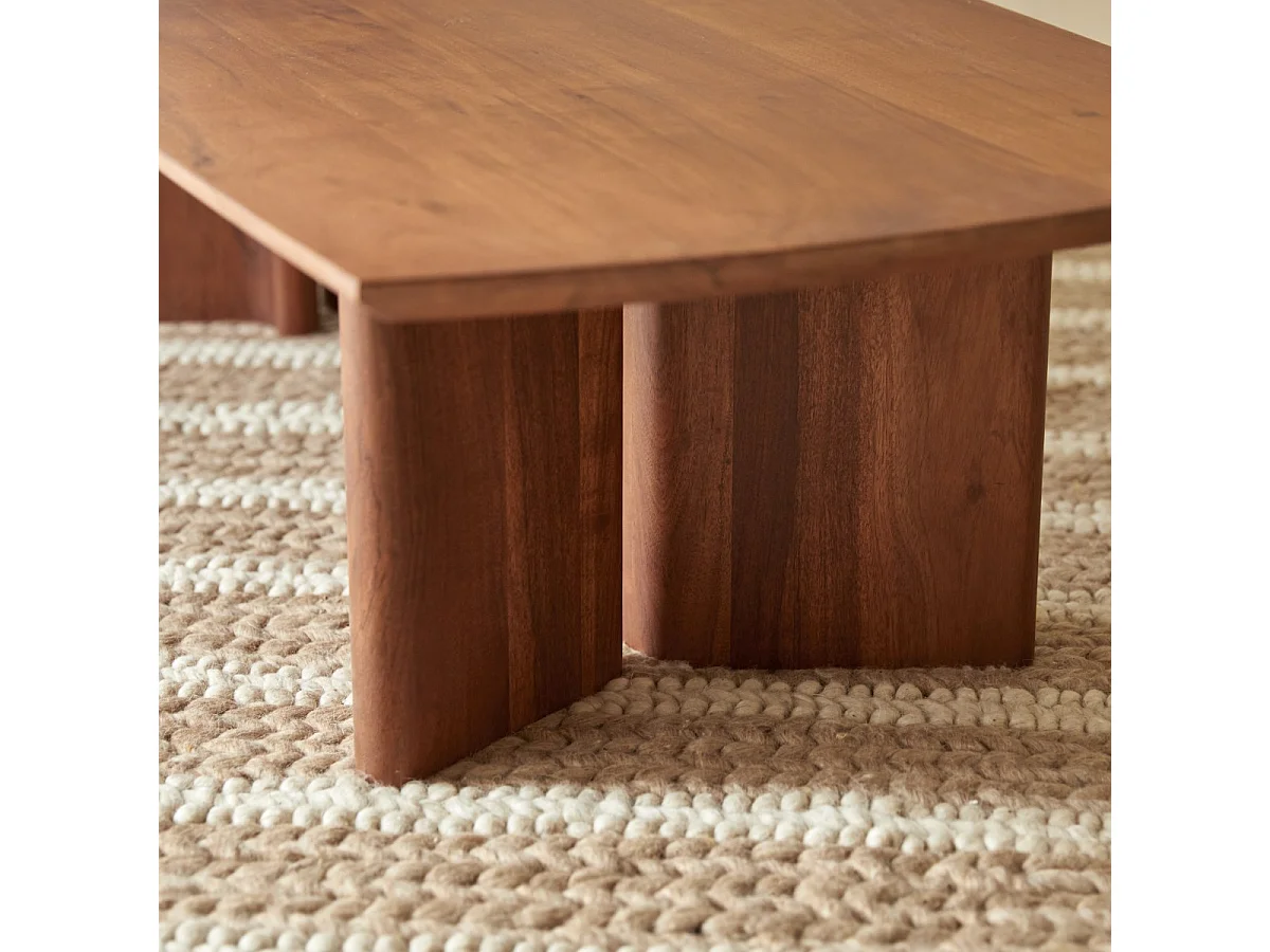 Couchtisch aus Akazienholz Suzanne 140x60