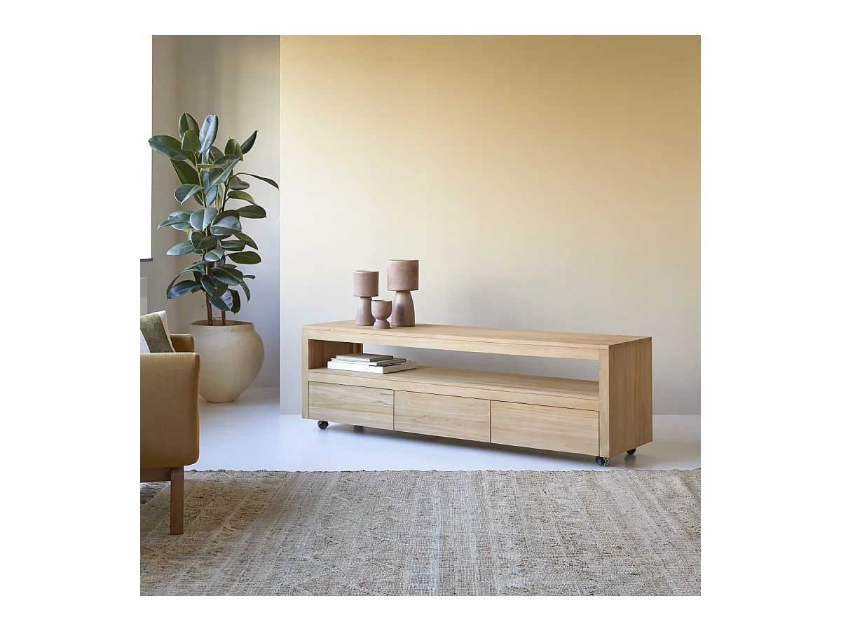 TV Schrank aus Teak auf praktischen Rollen 180cm Anoa Massivholz Tikamoon