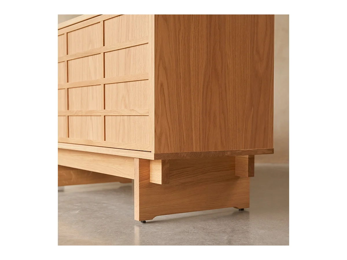 Mobile TV in rovere 200 Miu