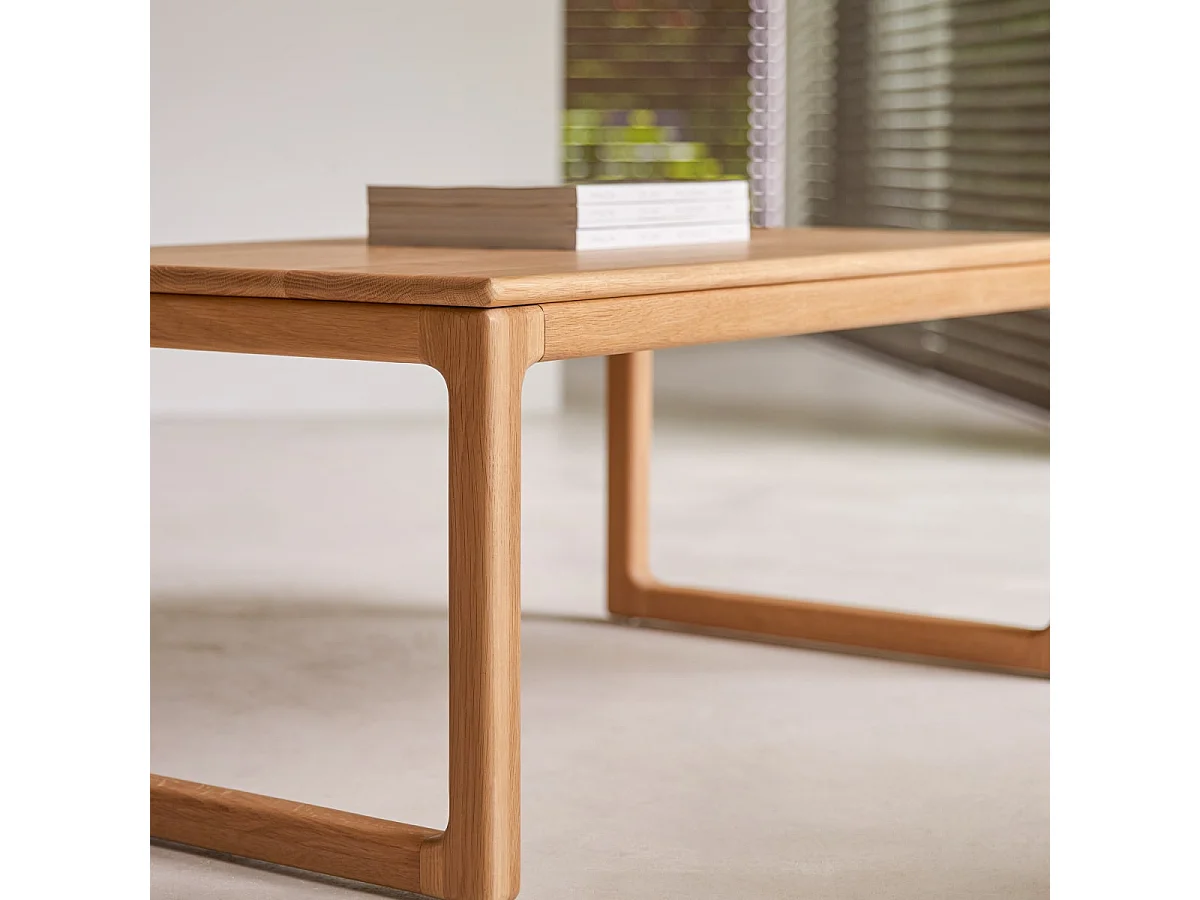 Couchtisch Arto aus massivem Eiche 100 x 56 cm