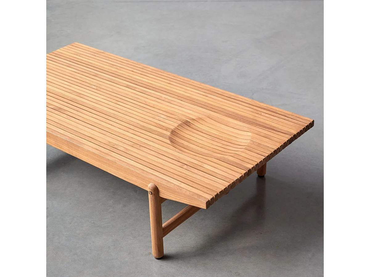 Couchtisch Fado aus massivem Teakholz