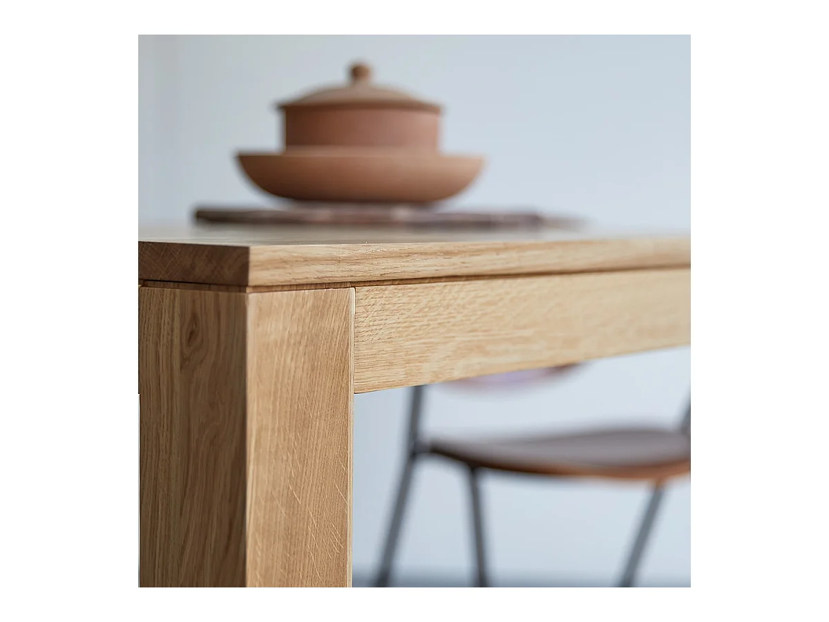 Tisch Eden aus massivem Eichenholz 90x90