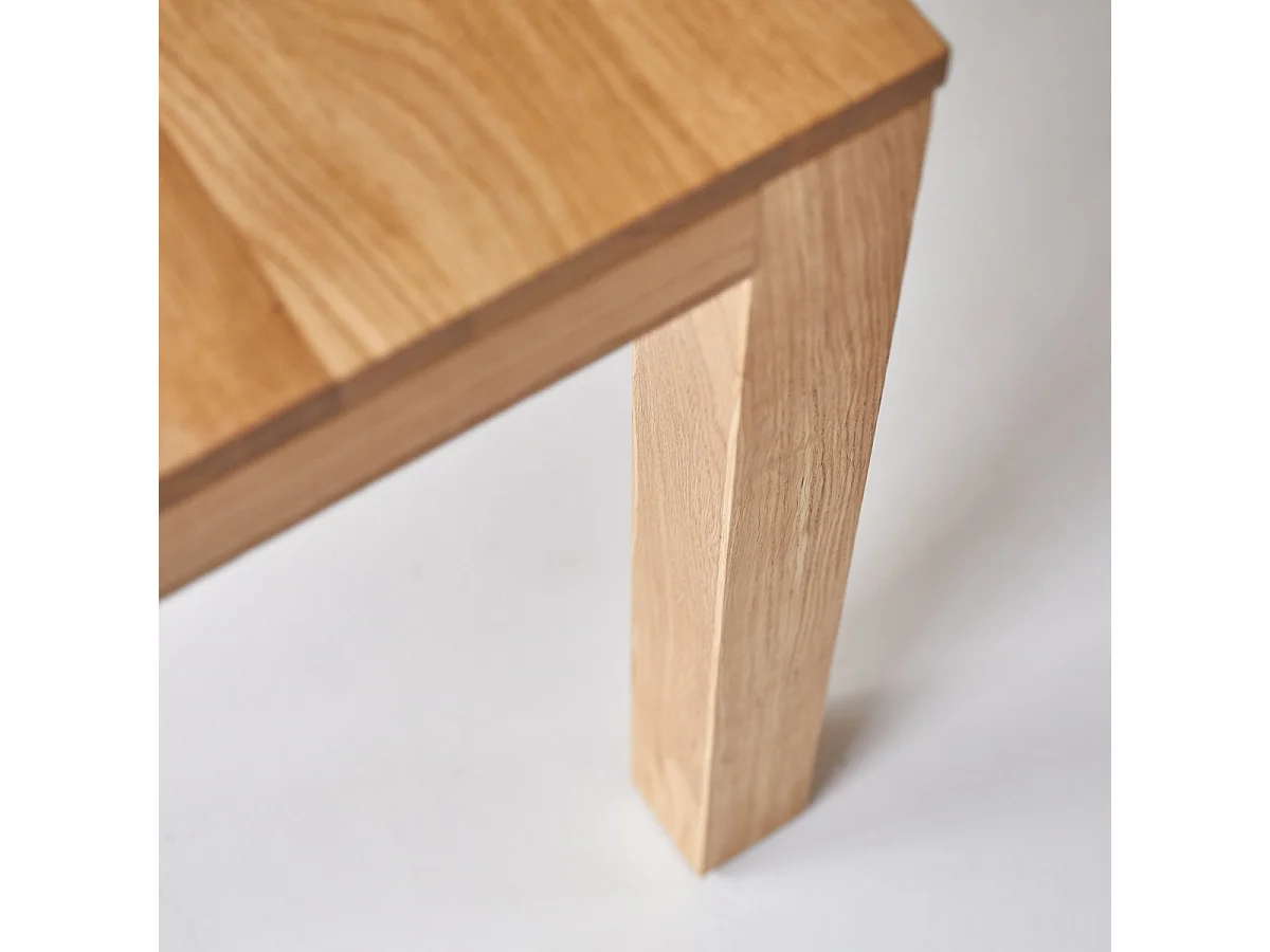 Tisch Eden aus massivem Eichenholz 125x125