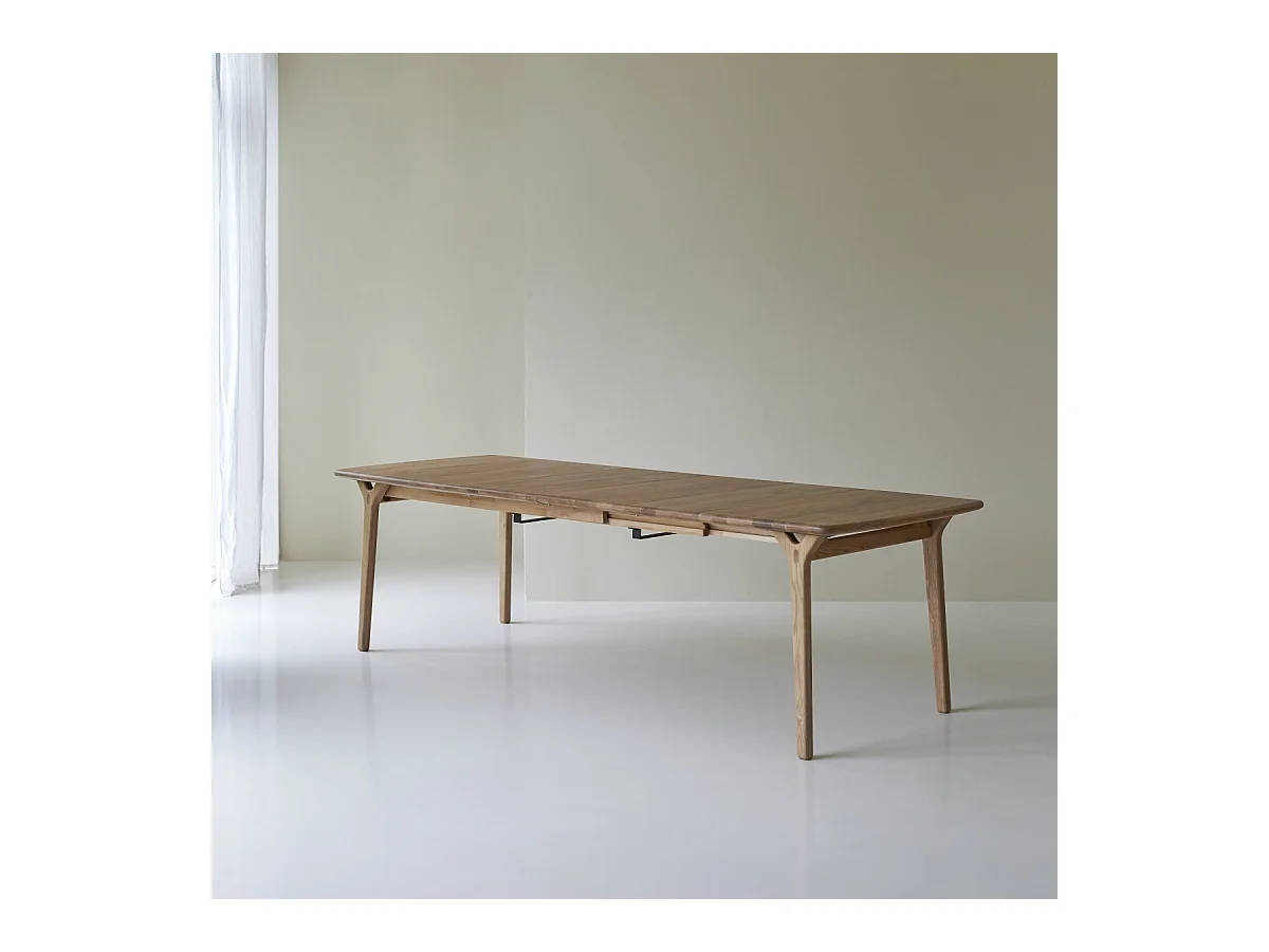 Ausziehtisch Clara aus massivem Eichenholz 180 x 95