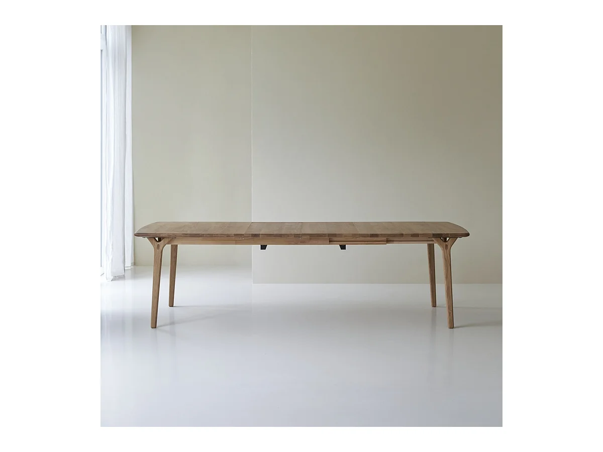 Ausziehtisch Clara aus massivem Eichenholz 180 x 95