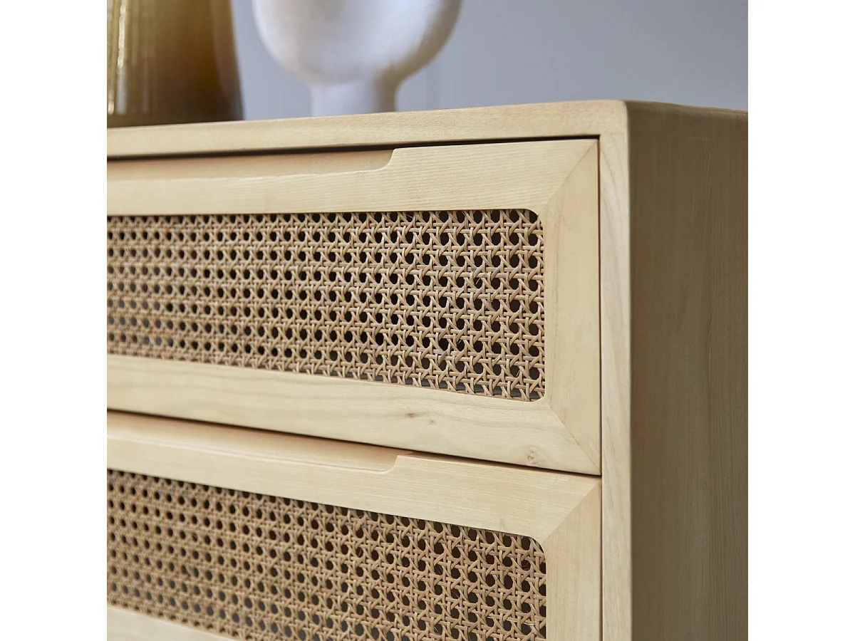 Cassettiera in legno massello di olmo e midollino Luis