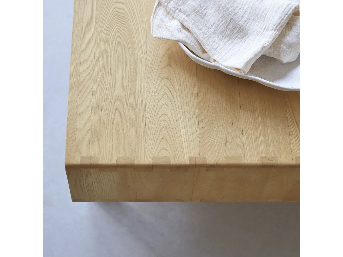 Couchtisch aus massivem Ulmenholz und Rattangeflecht Luis