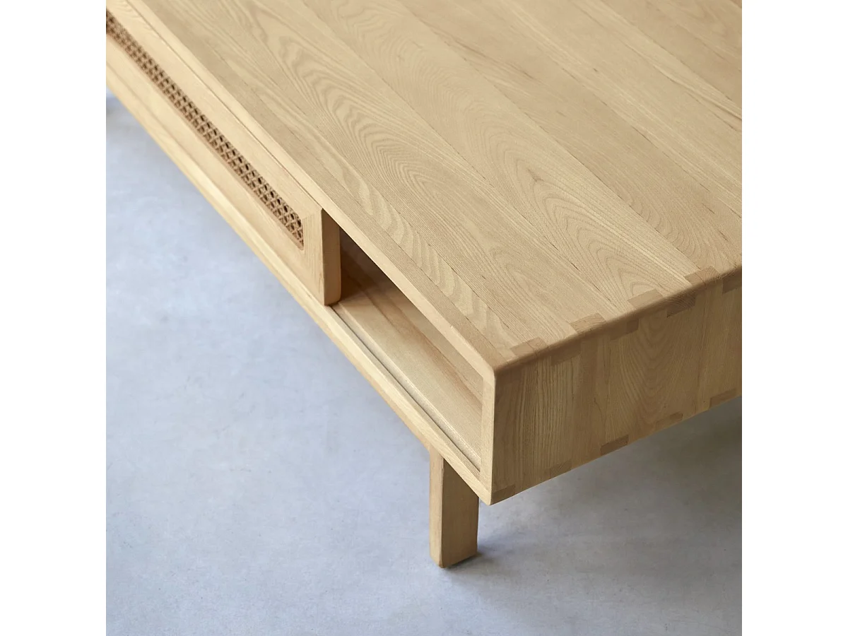 Couchtisch aus massivem Ulmenholz und Rattangeflecht Luis