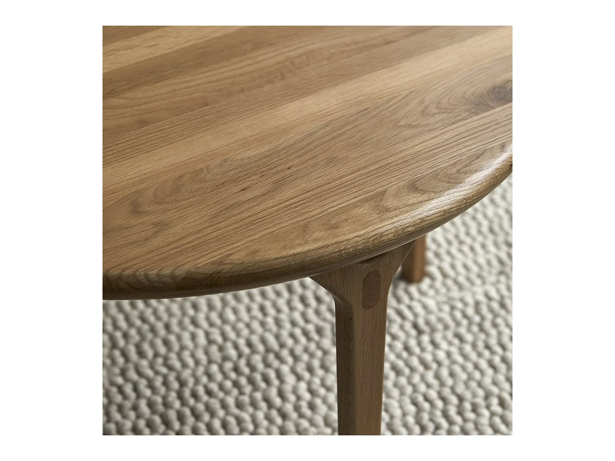 Tavolino in legno di rovere massello 80x80 Clara