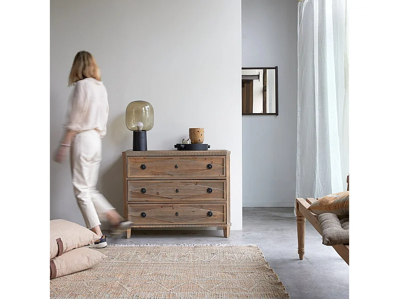 Kommode mit 3 Schubladen aus massiver recycelter Pinie Landhausstil Natur klassisch