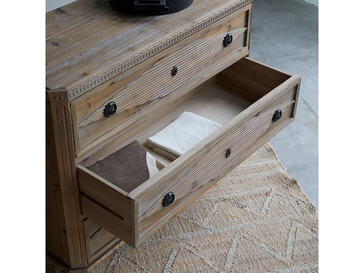 Kommode mit 3 Schubladen aus massiver recycelter Pinie Landhausstil Natur klassisch