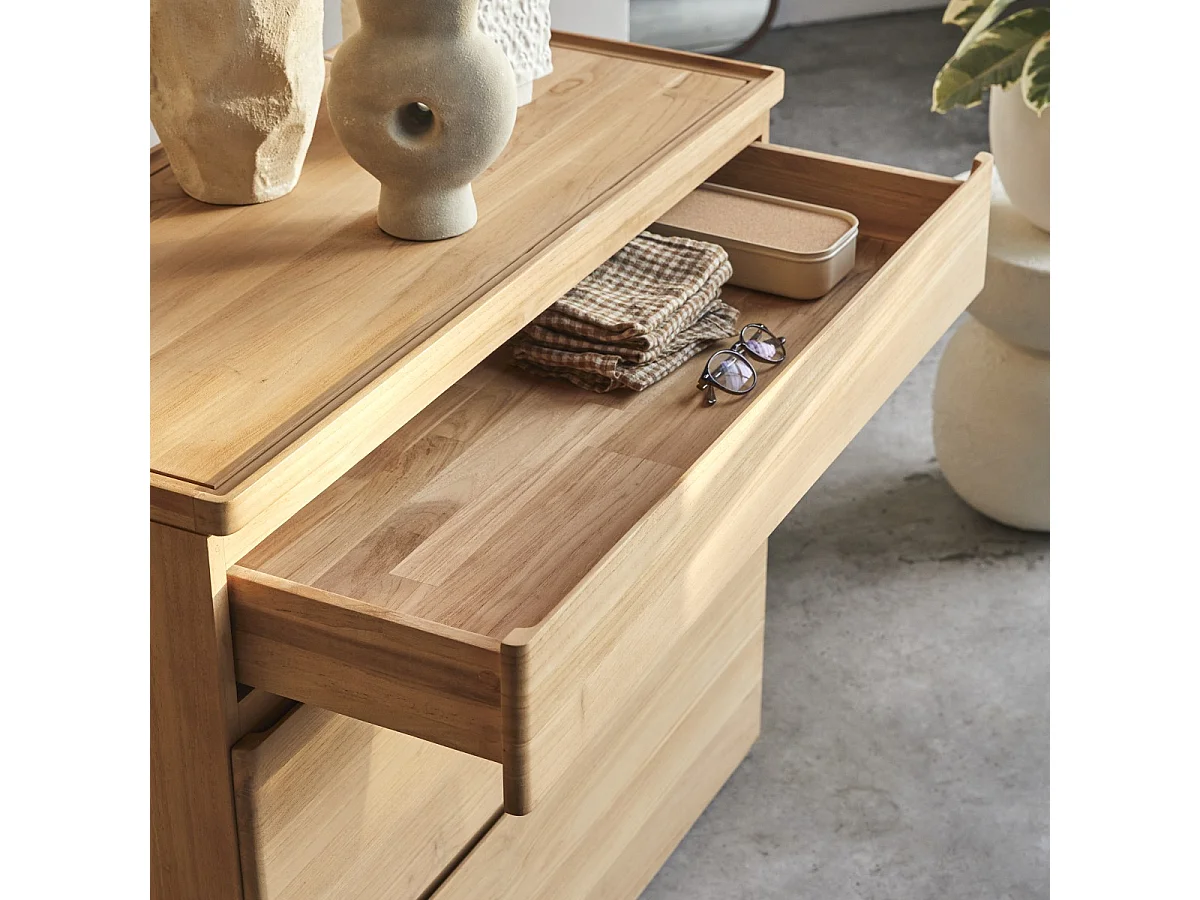 Kommode Nino aus massivem Teakholz