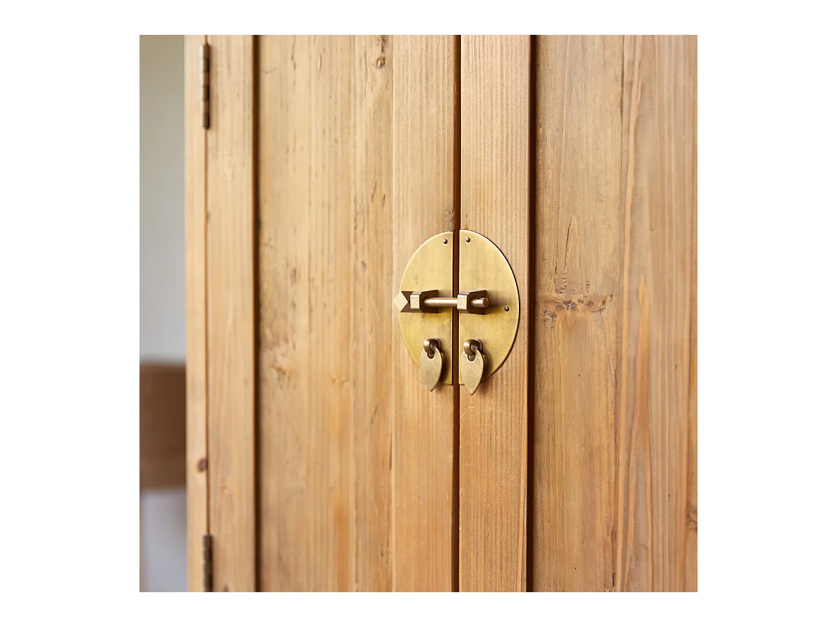 Kinderschrank Natur Yuki aus massivem Recycling-Kiefernholz