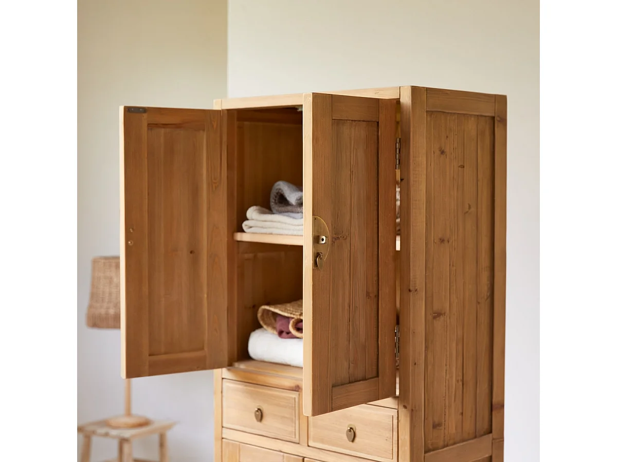 Kinderschrank Natur Yuki aus massivem Recycling-Kiefernholz