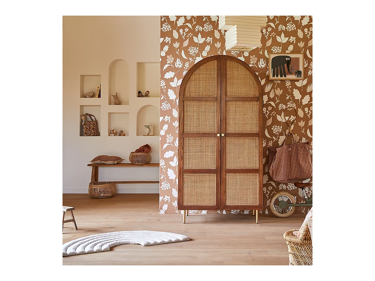 Kinderschrank Lisbeth aus Ulmenholz und Rattan