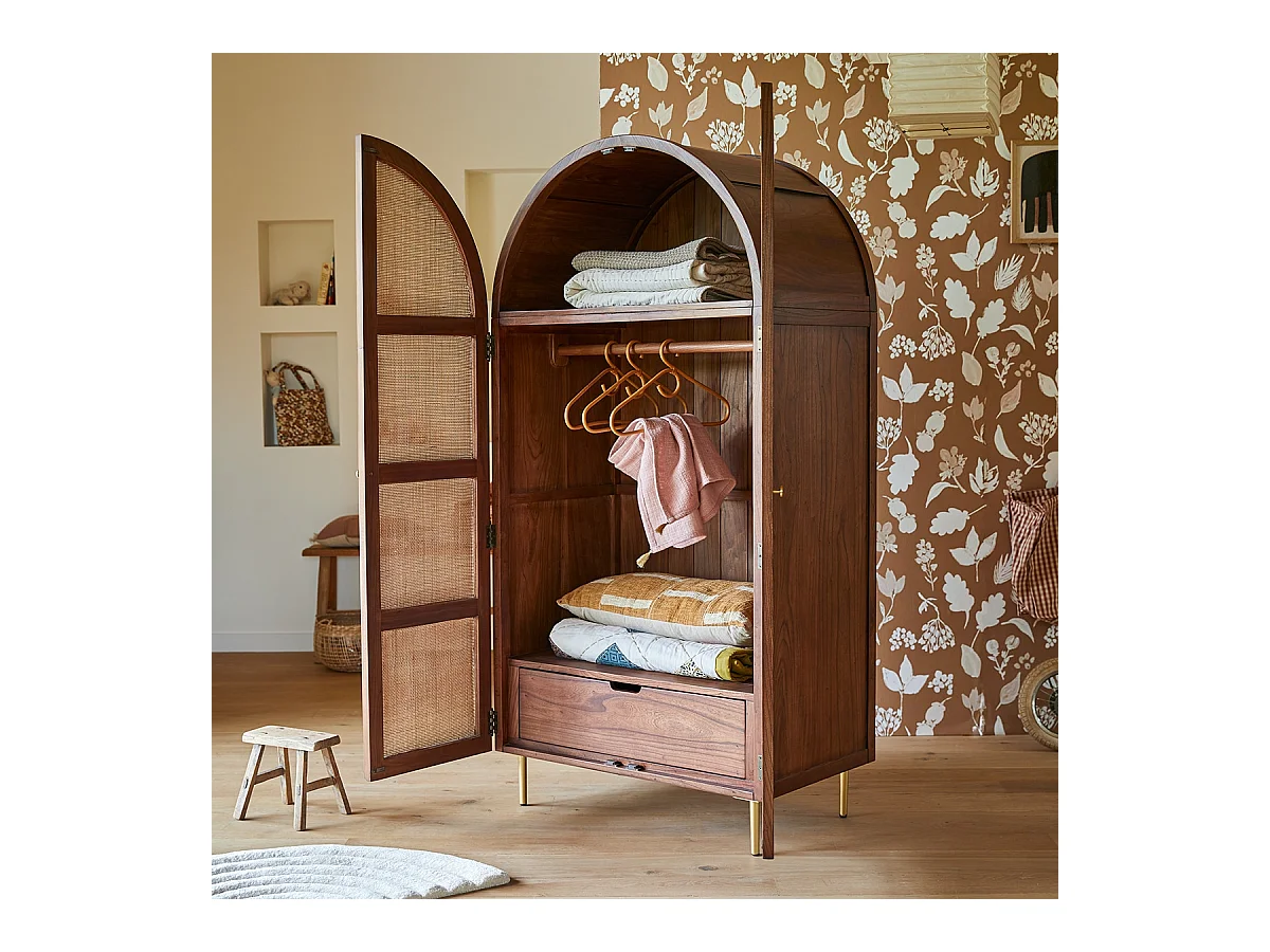 Kinderschrank Lisbeth aus Ulmenholz und Rattan