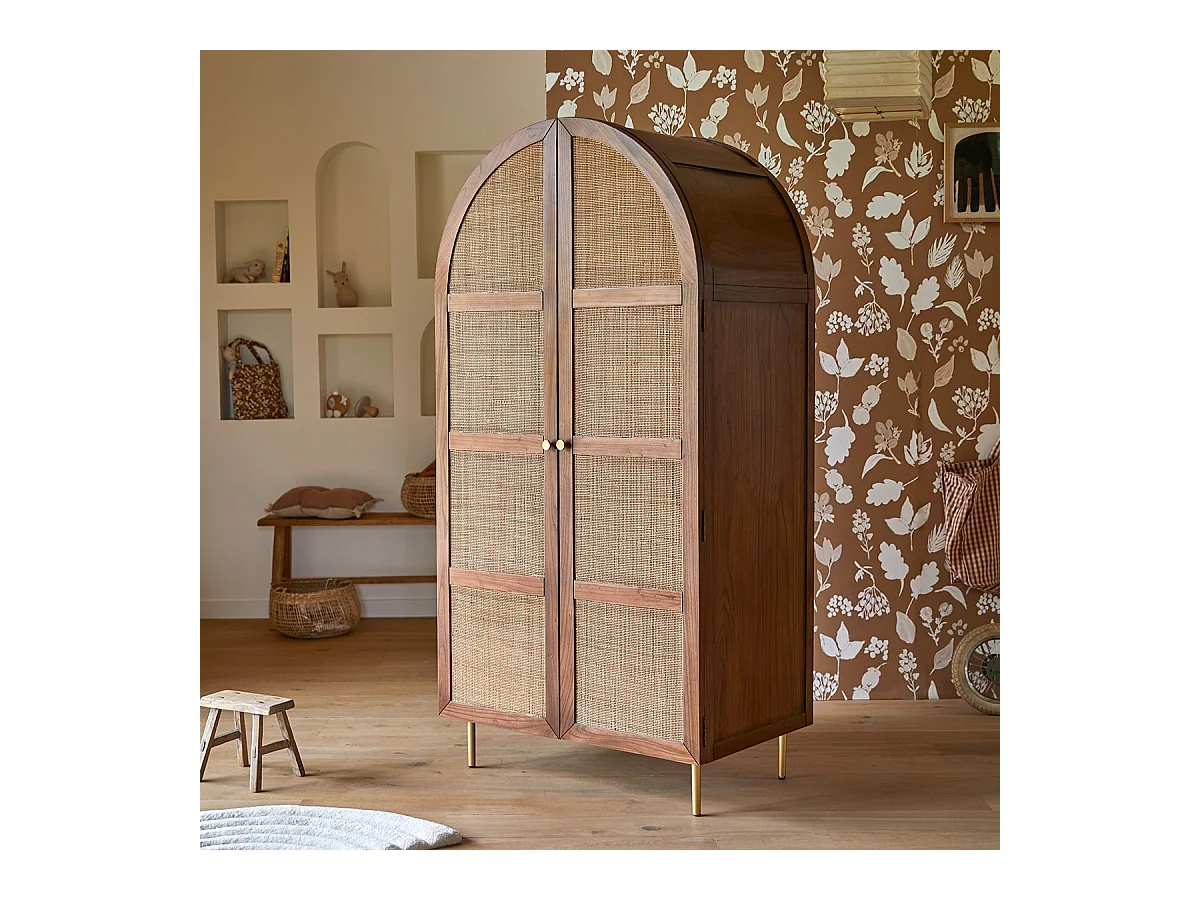 Kinderschrank Lisbeth aus Ulmenholz und Rattan