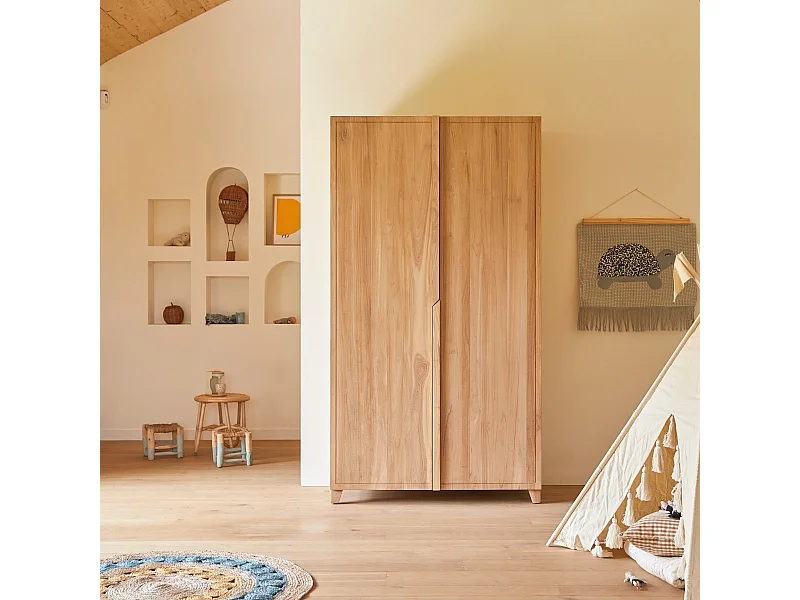 Kinderzimmerschrank Greta aus Teakholz 210