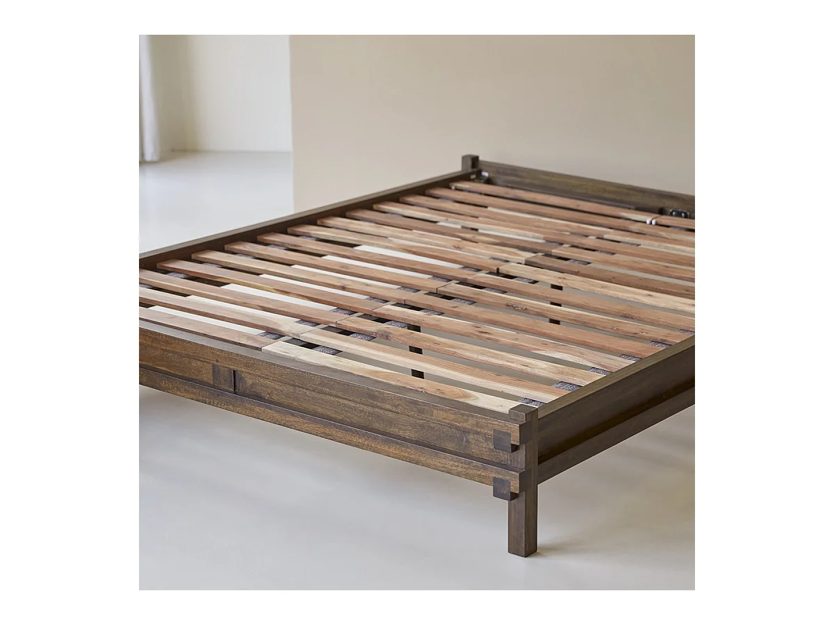 Letto in legno di mango da 175 x 210 Arko