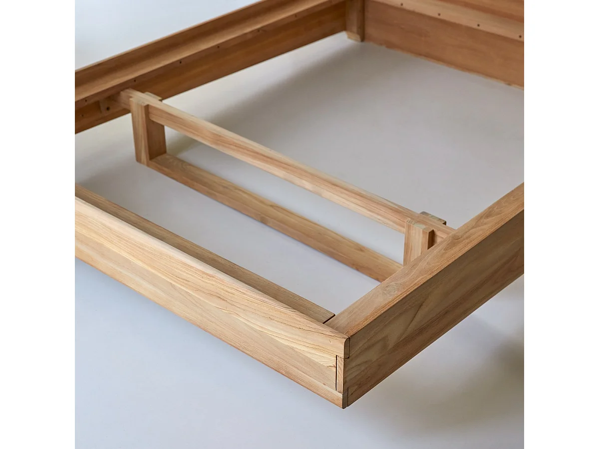 Flat - Bed in solid teak - 160x200 cm