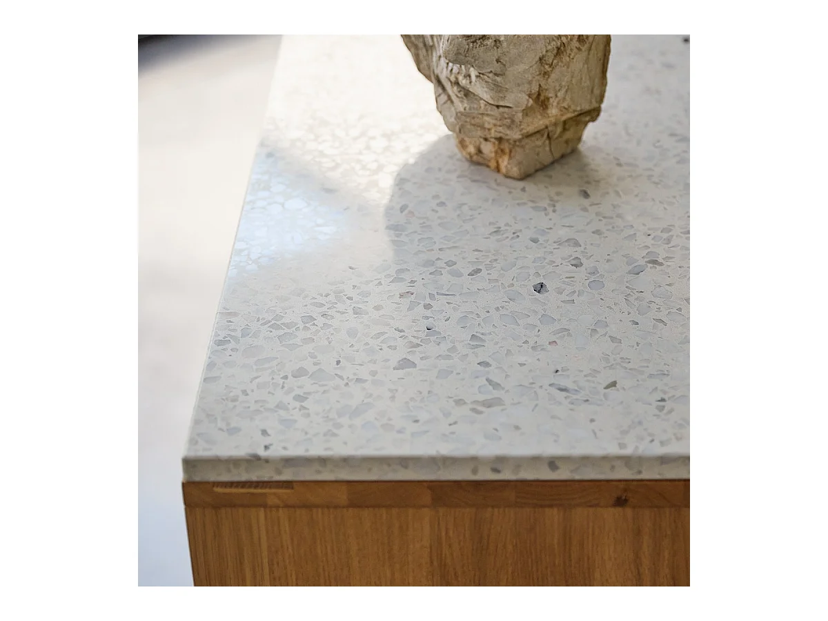 Console en bois de chêne massif et terrazzo premium White Miho