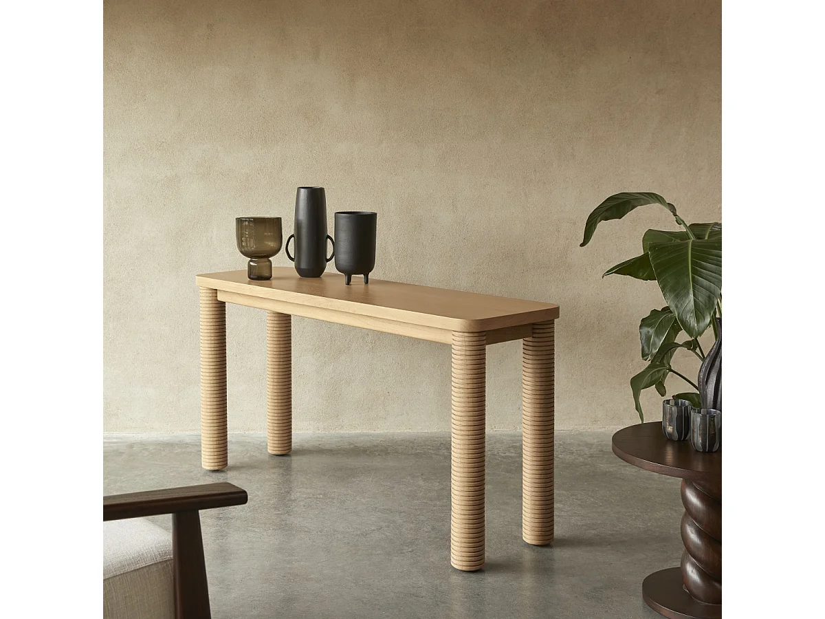 Consolle in legno di mindi