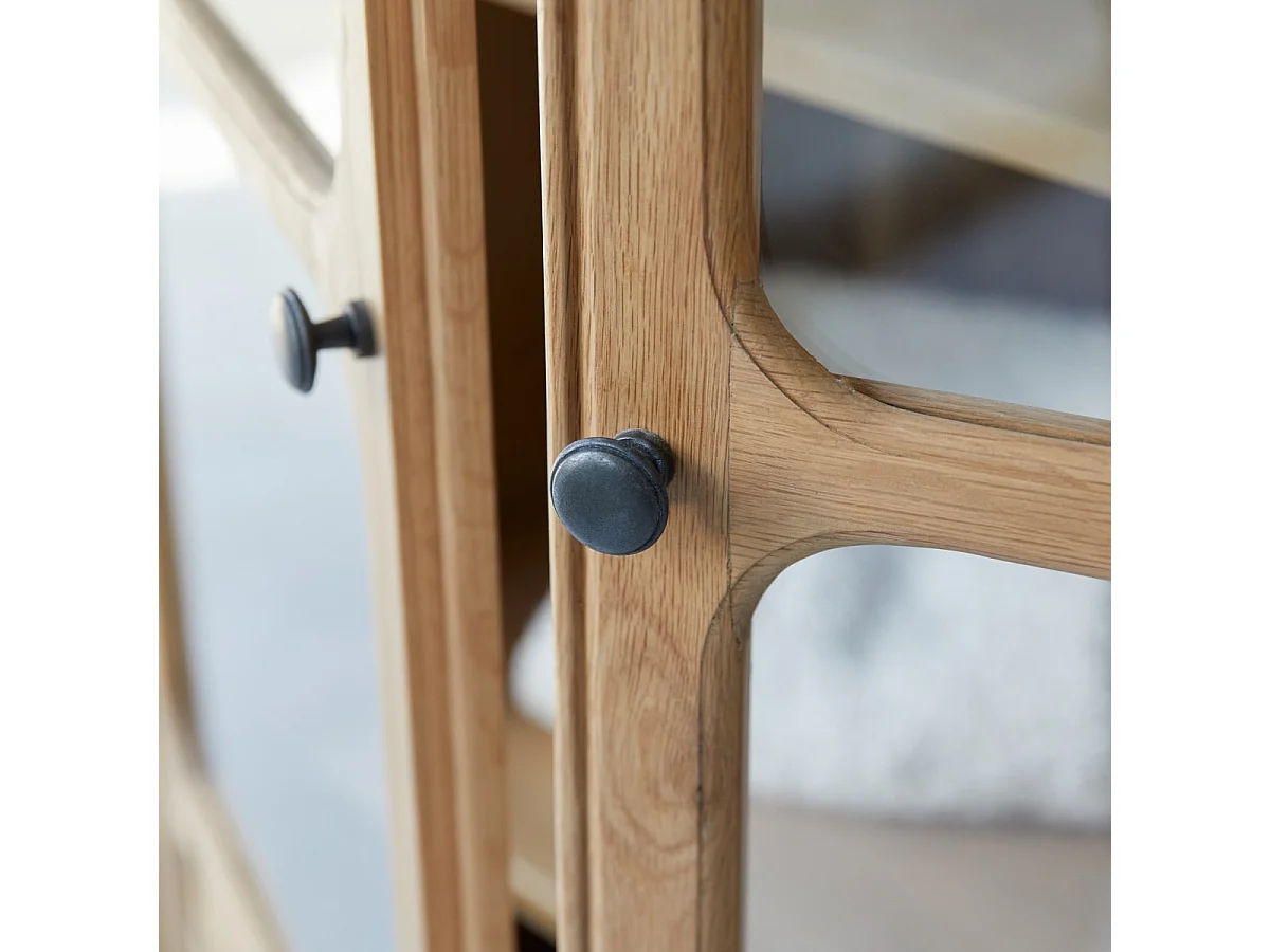 Esszimmerschrank Marthe aus massivem Eichenholz 180