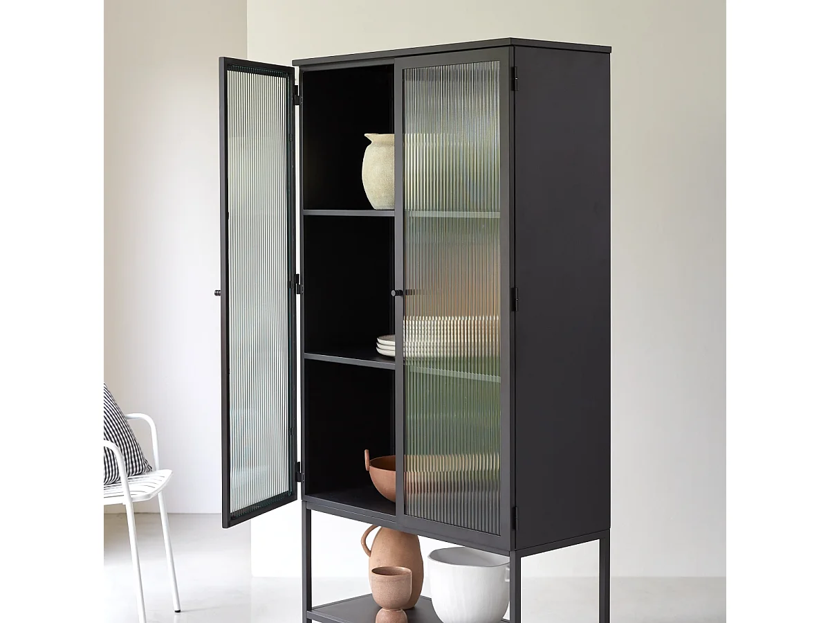 Vitrine haute en métal peint Antonin