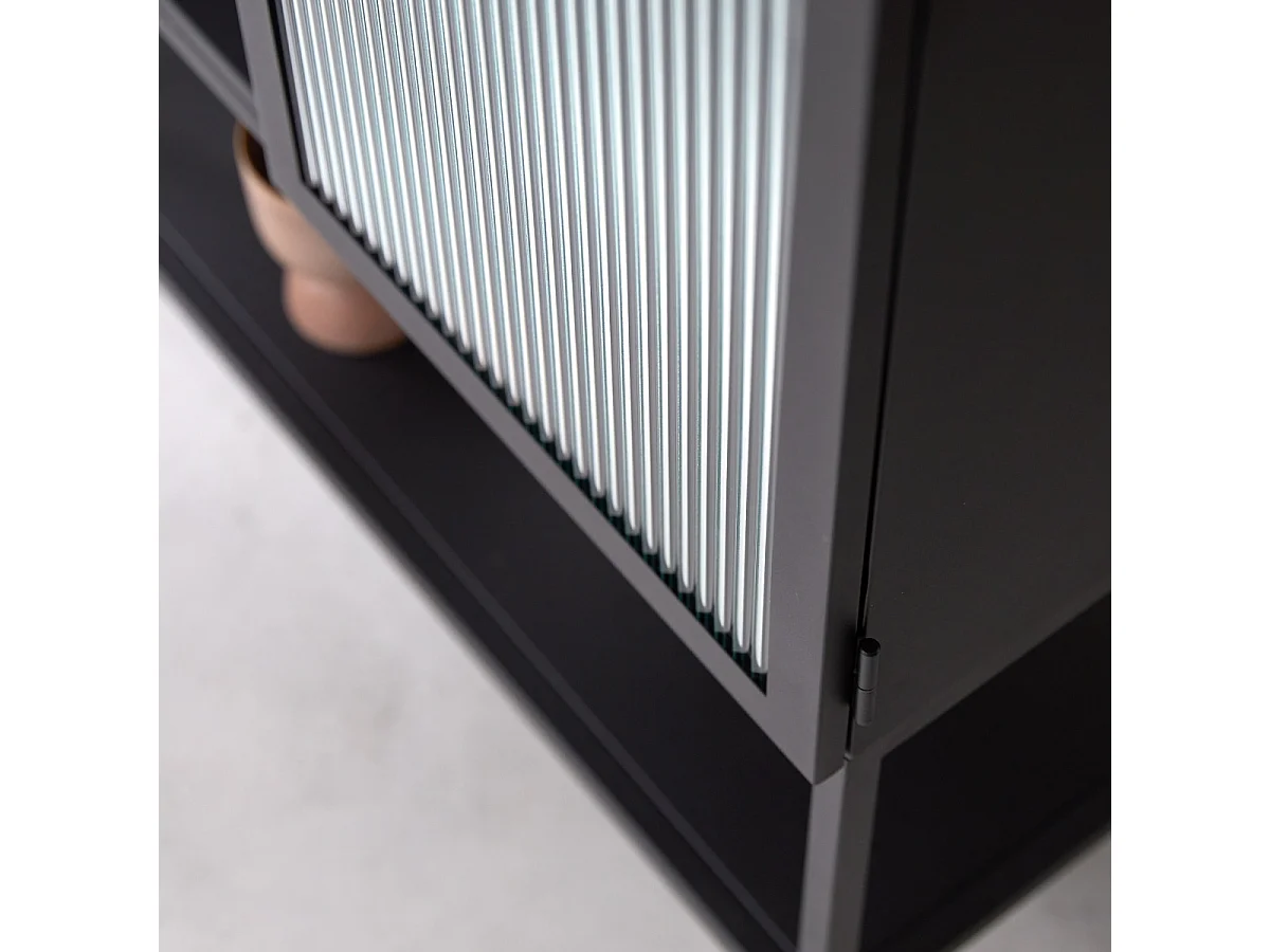 Vitrine haute en métal peint Antonin