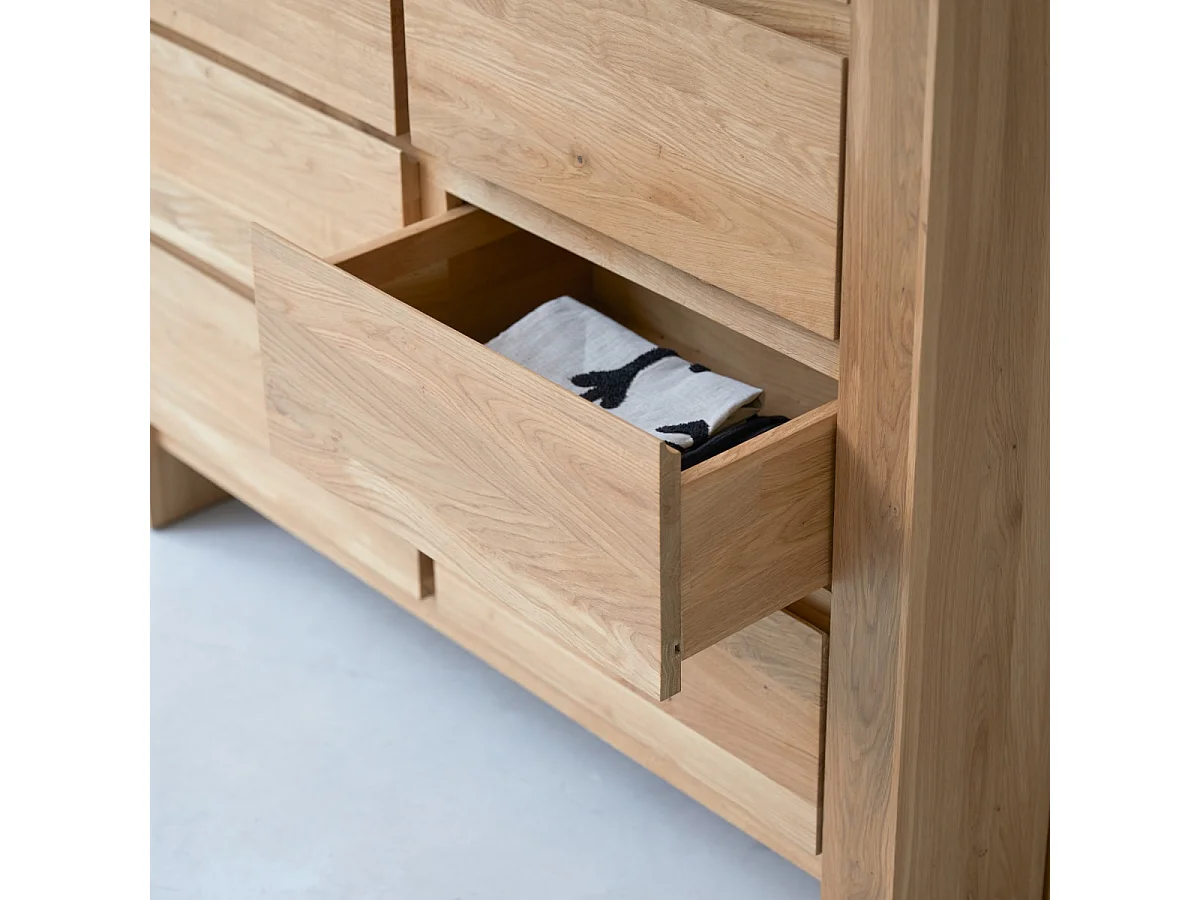 Geschirrschrank Eden aus massivem Eichenholz 120