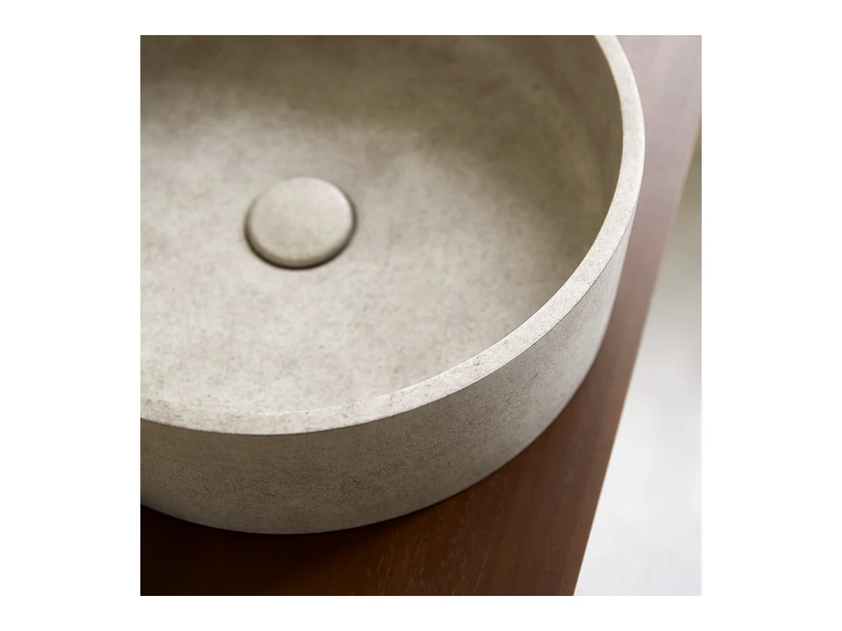 Rundes Waschbecken Gina aus grauem Beton