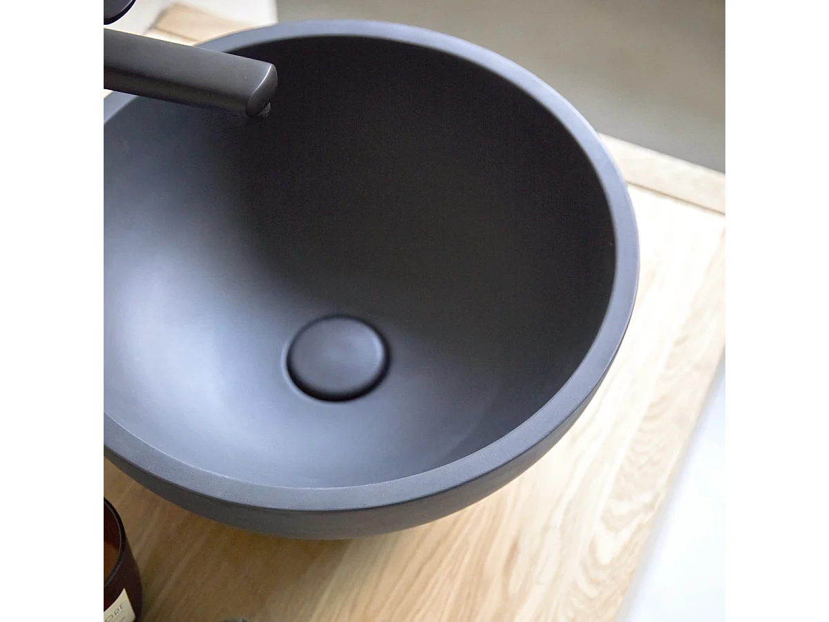 Lavabo tondo in battuto di terrazzo black Micha