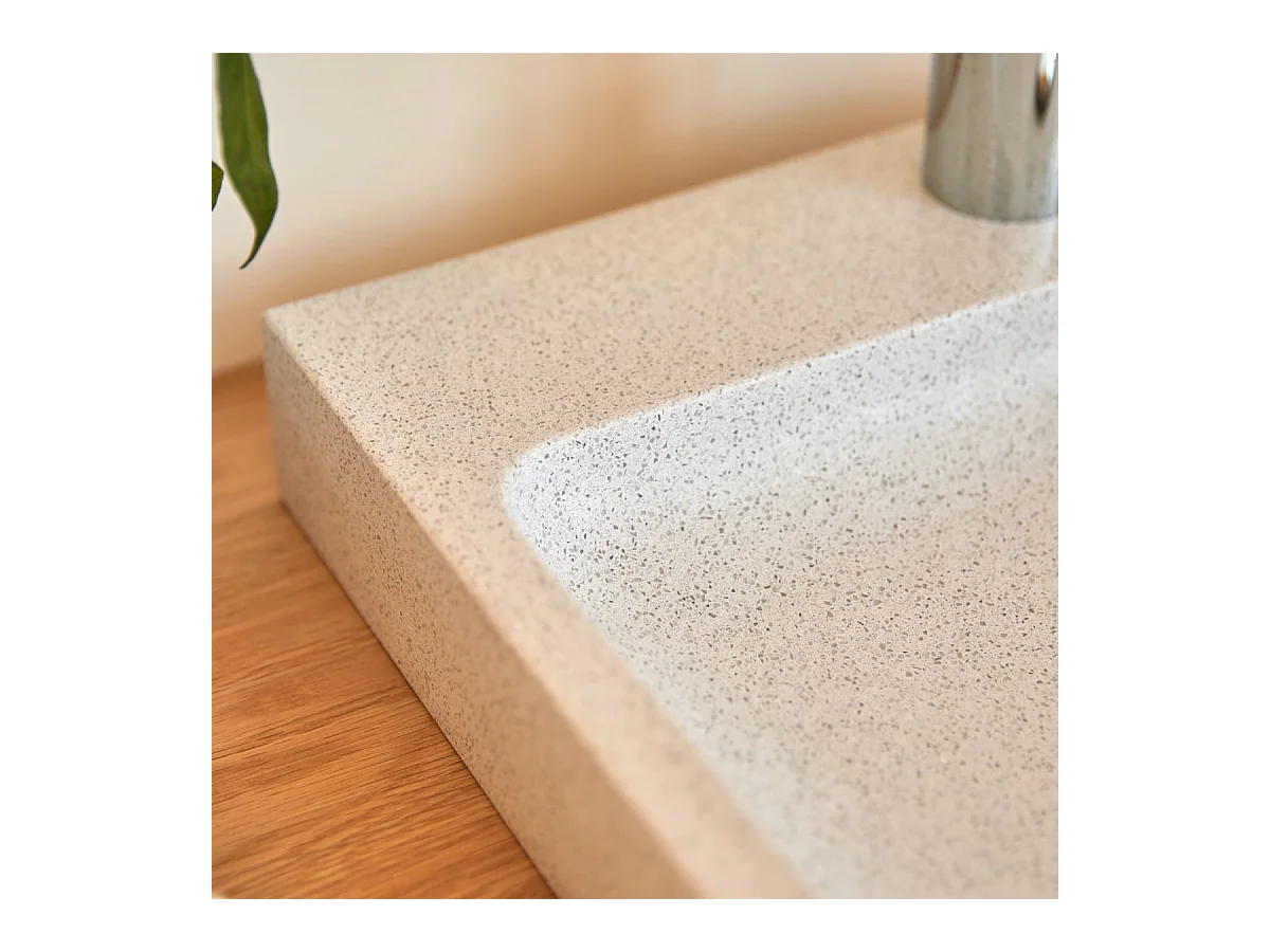 Quadratisches Waschbecken Timon aus Premium-Terrazzo White