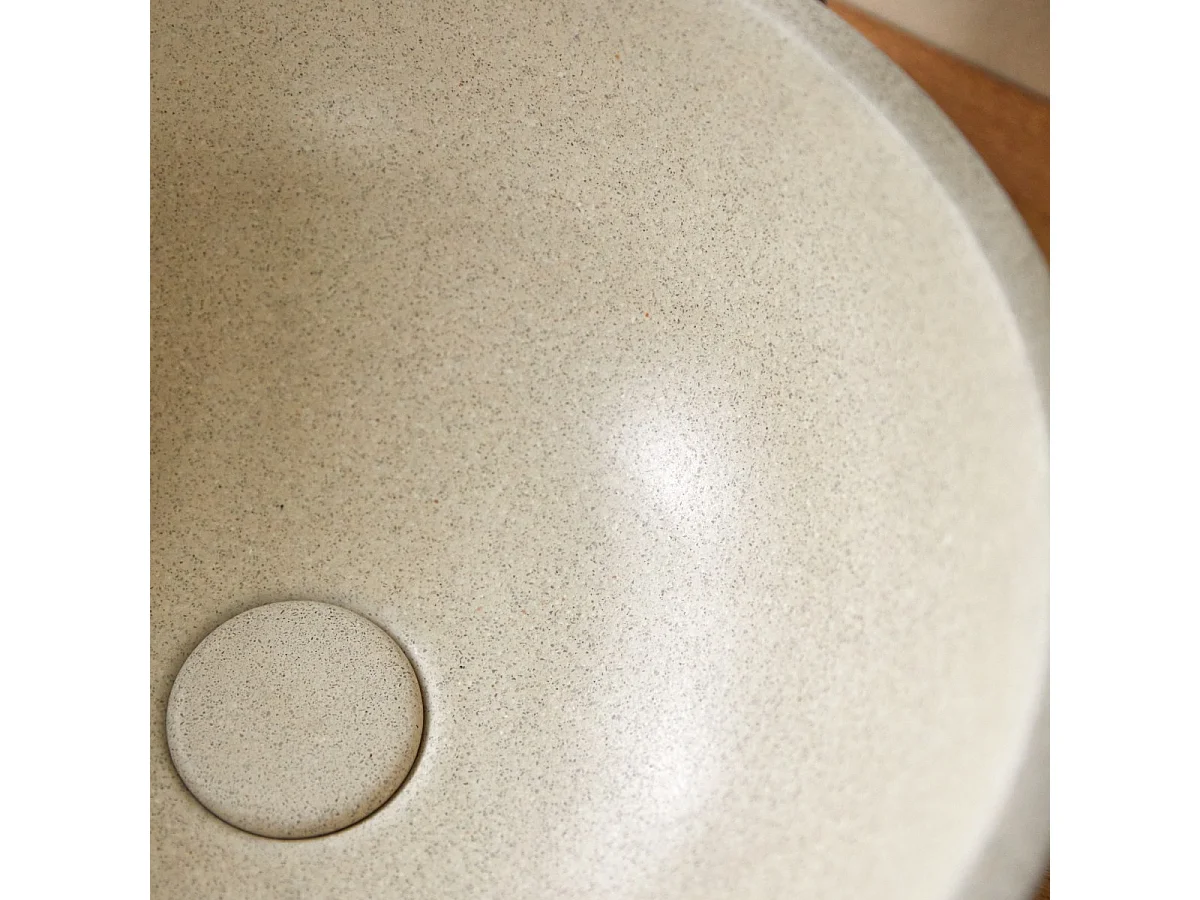 Lavabo tondo in battuto di terrazzo cream Micha
