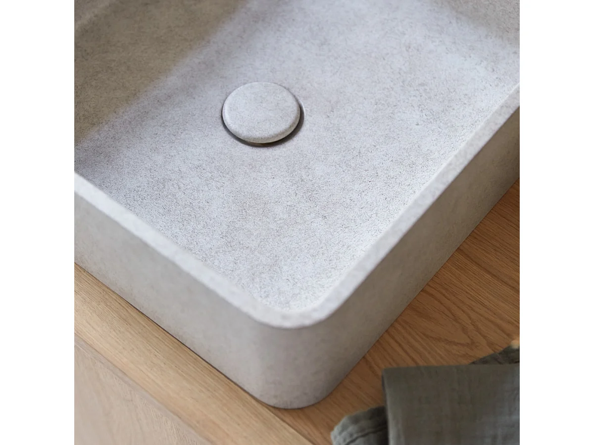 Quadratischer Waschtisch aus grauem Beton Thaïs