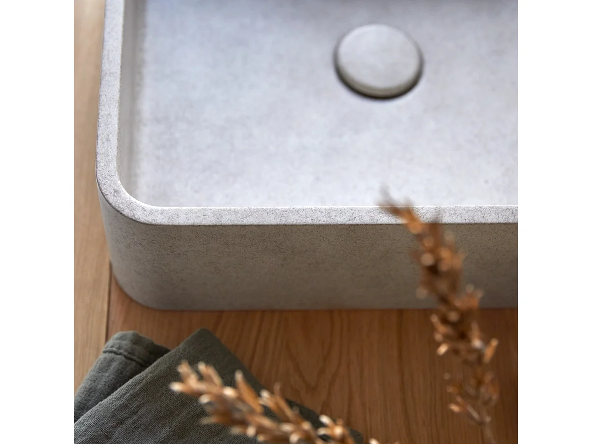 Quadratischer Waschtisch aus grauem Beton Thaïs