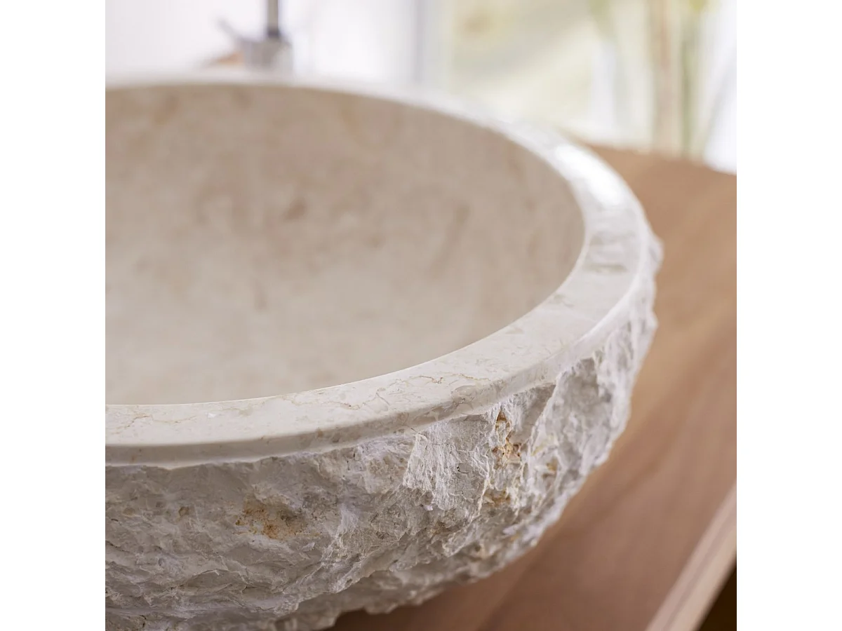 Lavabo in marmo bianco crema realizzato artigianalmente design Tikamoon