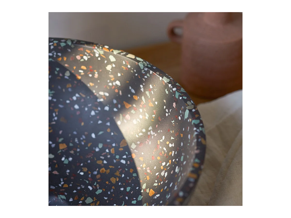 Rundes Waschbecken Micha aus Terrazzo Confetti