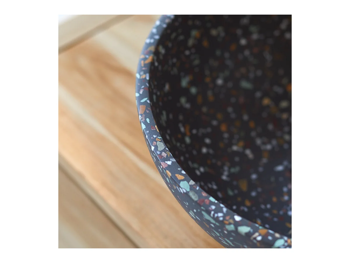 Rundes Waschbecken Micha aus Terrazzo Confetti