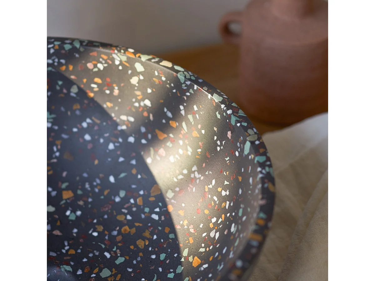 Lavabo rotondo in battuto di terrazzo coriandolo Micha