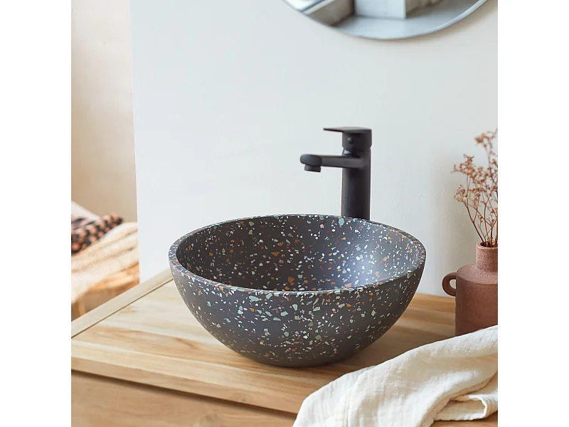 Lavabo rotondo in battuto di terrazzo coriandolo Micha