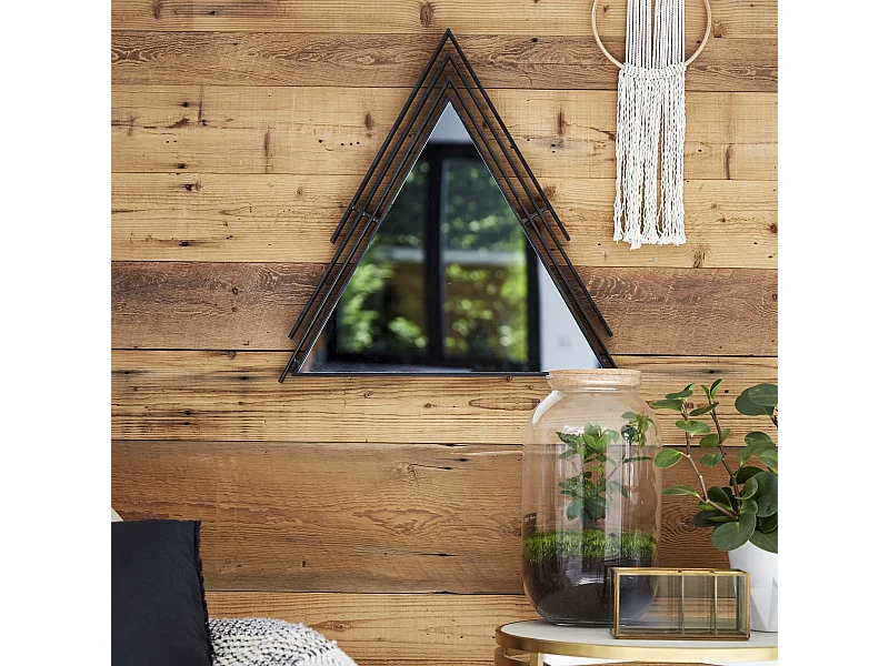 Specchio triangolare in metallo verniciato Maho 60