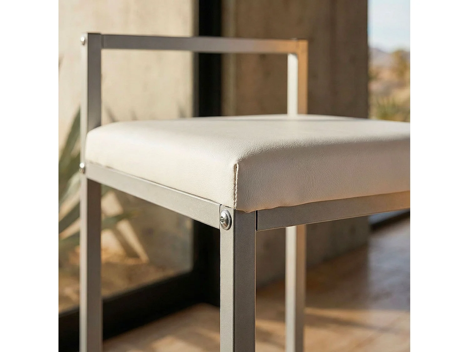 Tabouret de bar en métal Drakkar Argent et Velours Blanc