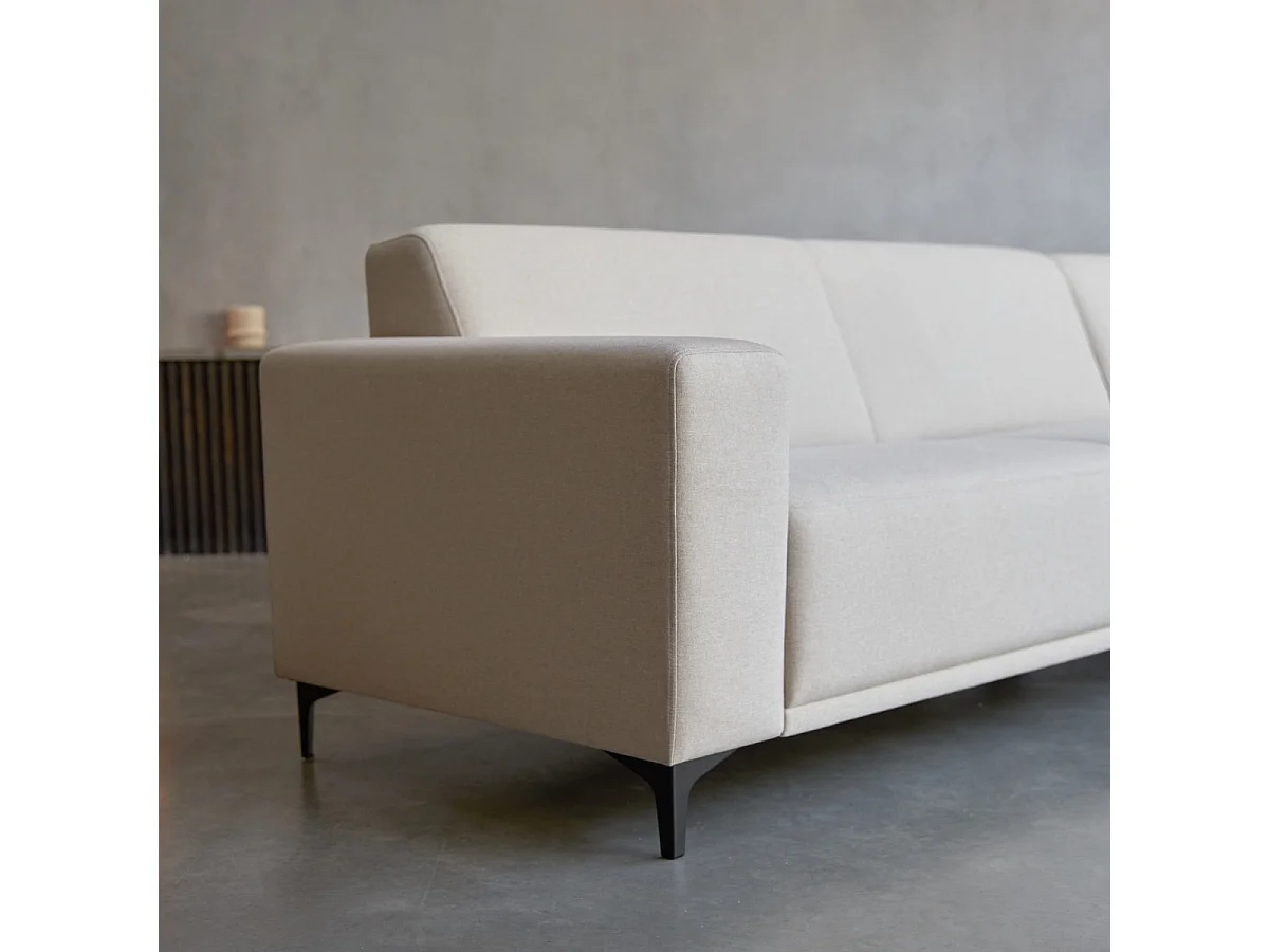 Divano angolare destro in tessuto ecru 300 x 150 cm, 5 posti