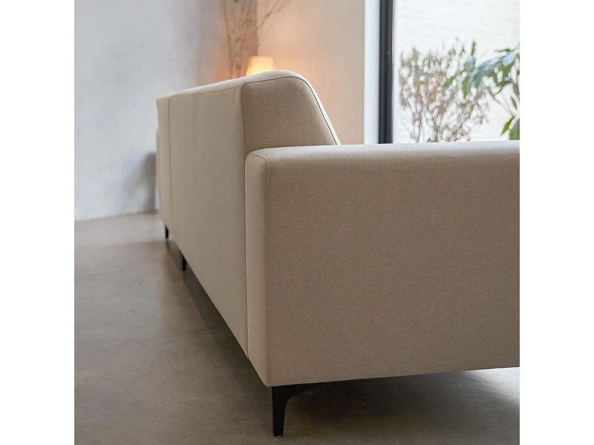 Divano angolare destro in tessuto ecru 300 x 150 cm, 5 posti