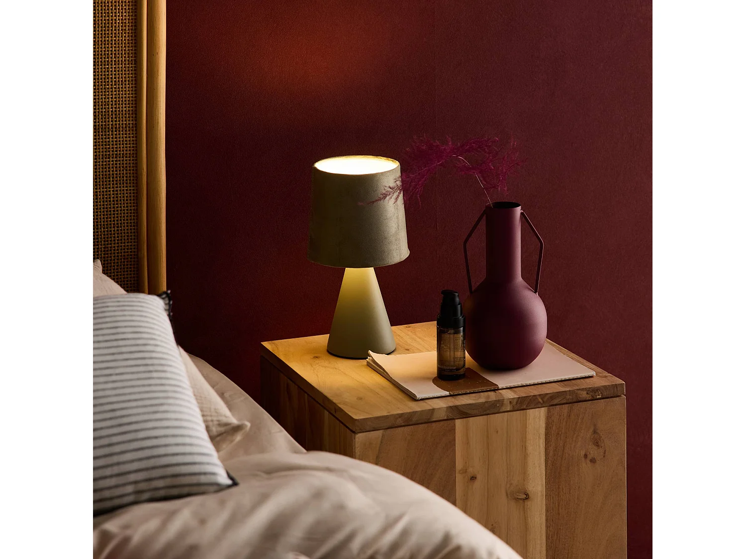 Lampada in ceramica, 13cm, verde oliva